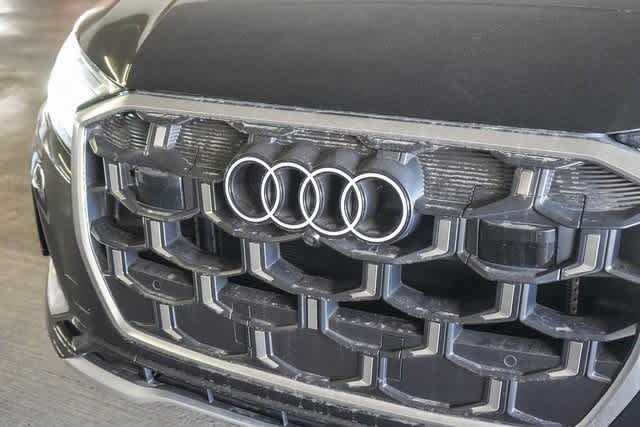 Thumbnail: 2025 Audi SQ7 - 9