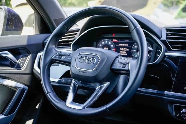 Thumbnail: 2021 Audi Q3 - 15