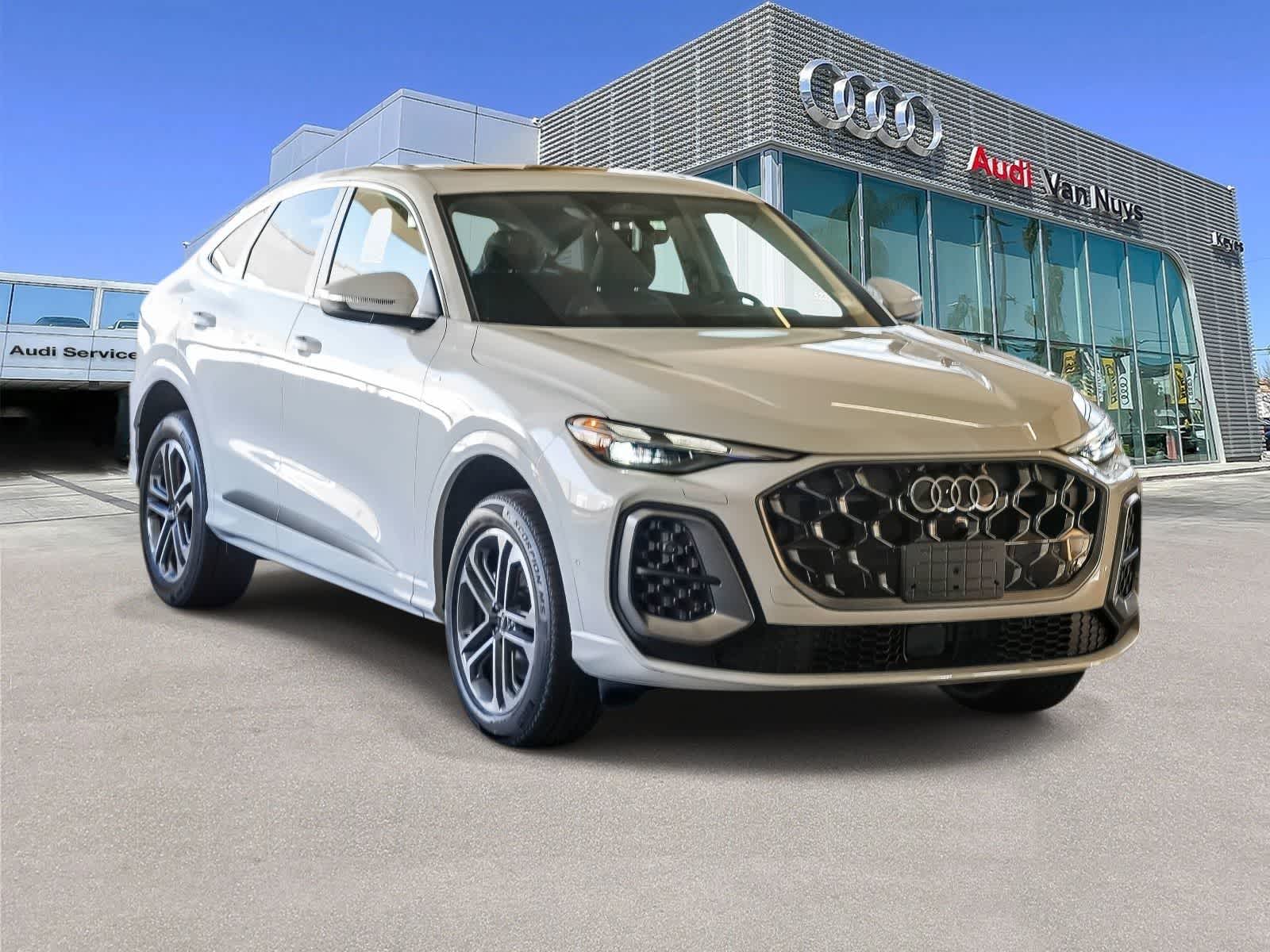 Thumbnail: 2026 Audi Q5 - 3