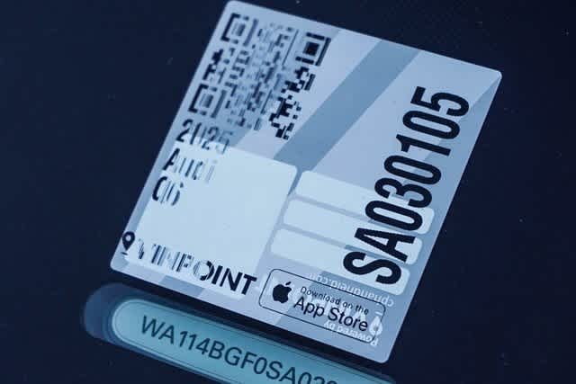 Thumbnail: 2025 Audi Q6 e-tron - 28