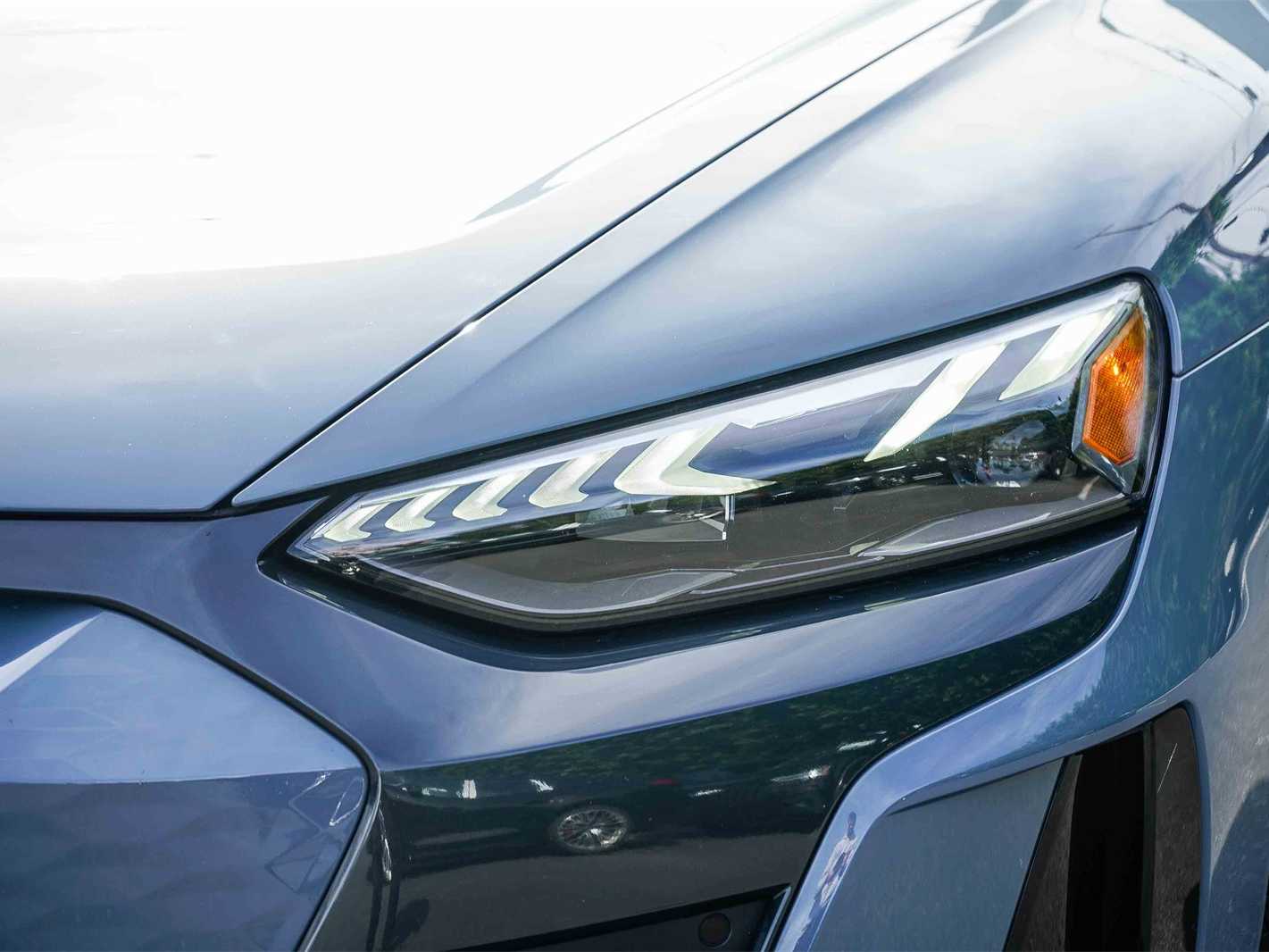 Thumbnail: 2023 Audi e-tron GT - 7