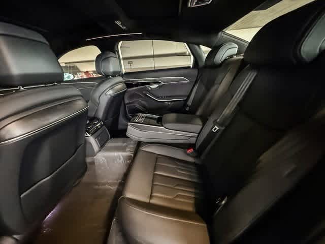 Thumbnail: 2025 Audi A8 - 18