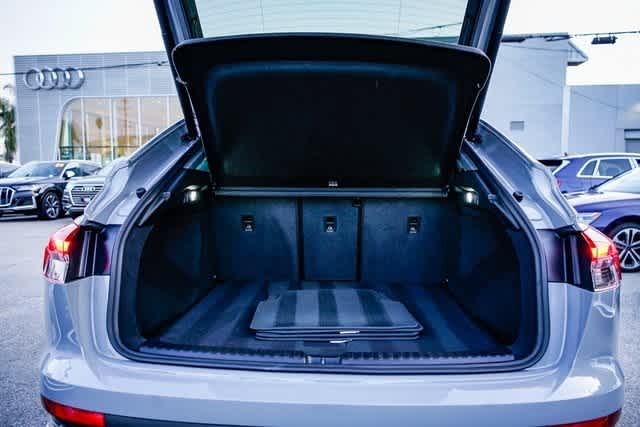 2024 Audi Q4 e-tron Sportback Premium Plus 24