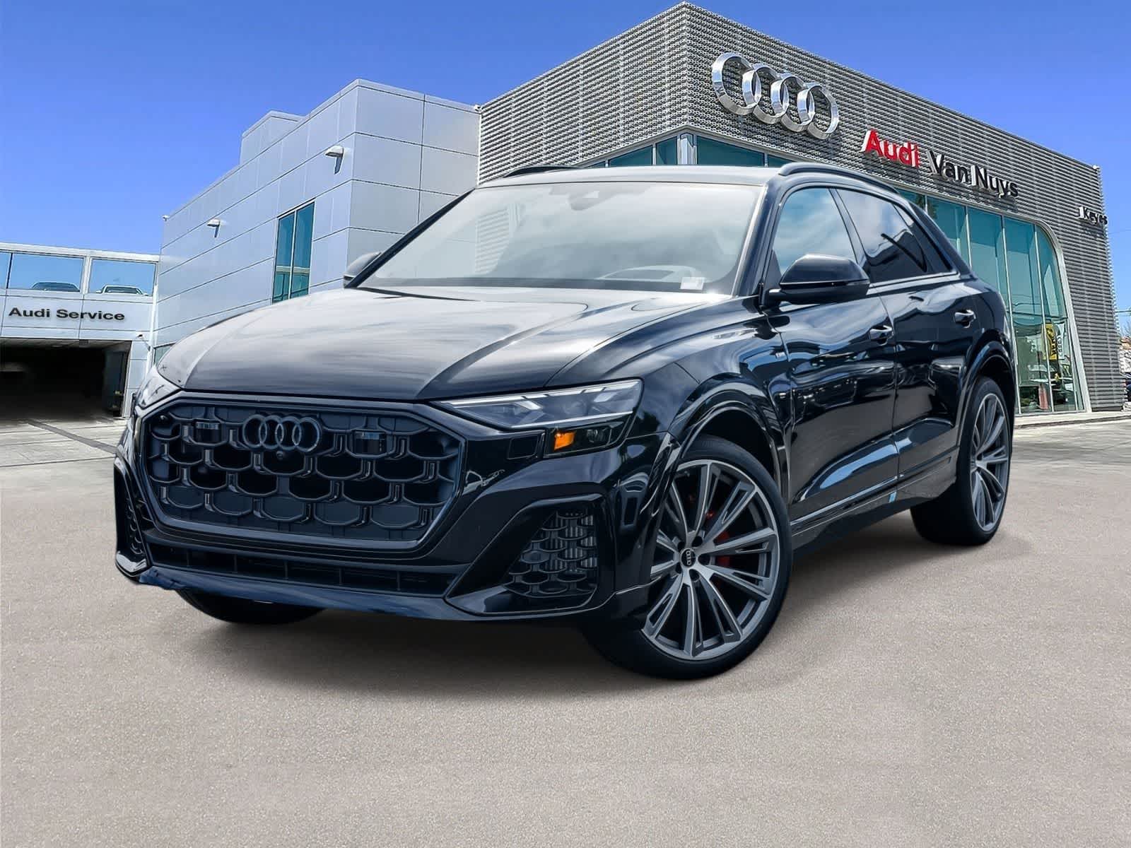 Thumbnail: 2026 Audi Q8 - 1