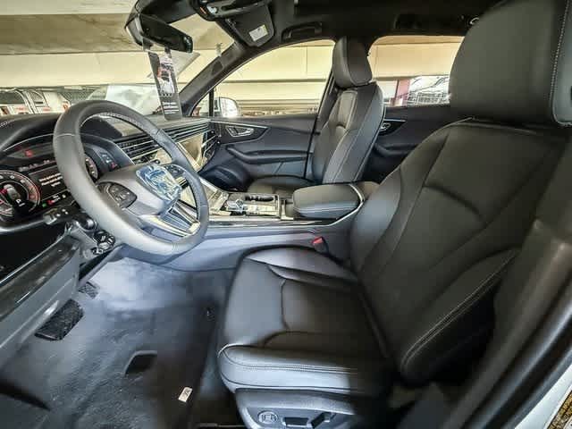 Thumbnail: 2025 Audi Q7 - 19