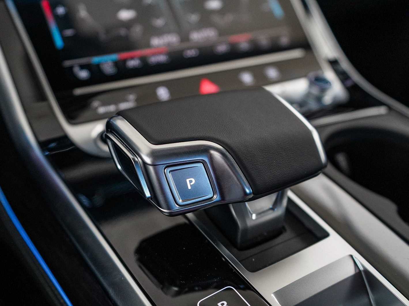 Thumbnail: 2026 Audi Q7 - 24