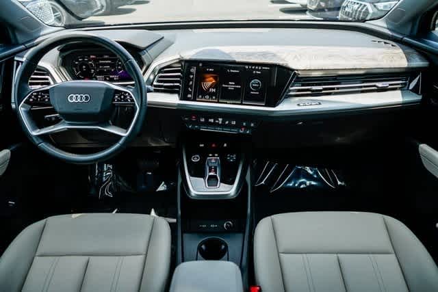 Thumbnail: 2024 Audi Q4 e-tron - 12
