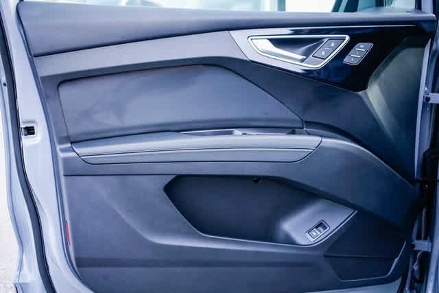 2024 Audi Q4 e-tron Sportback Premium Plus 19
