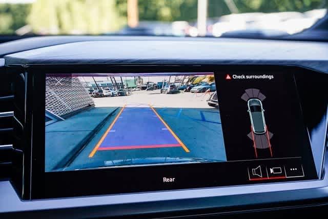 Thumbnail: 2023 Audi Q4 e-tron - 23