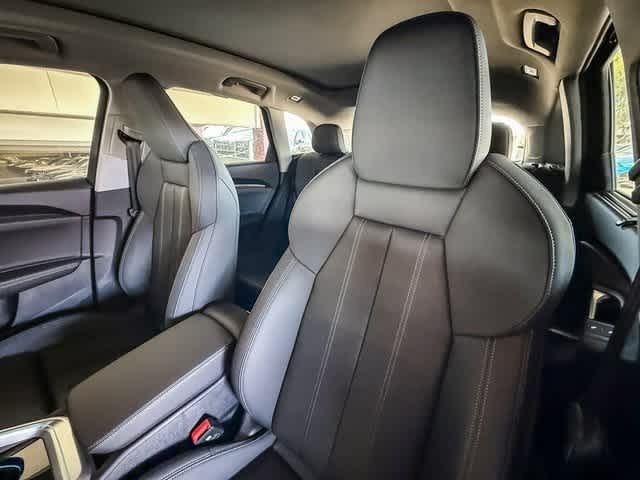 Thumbnail: 2025 Audi Q5 - 26