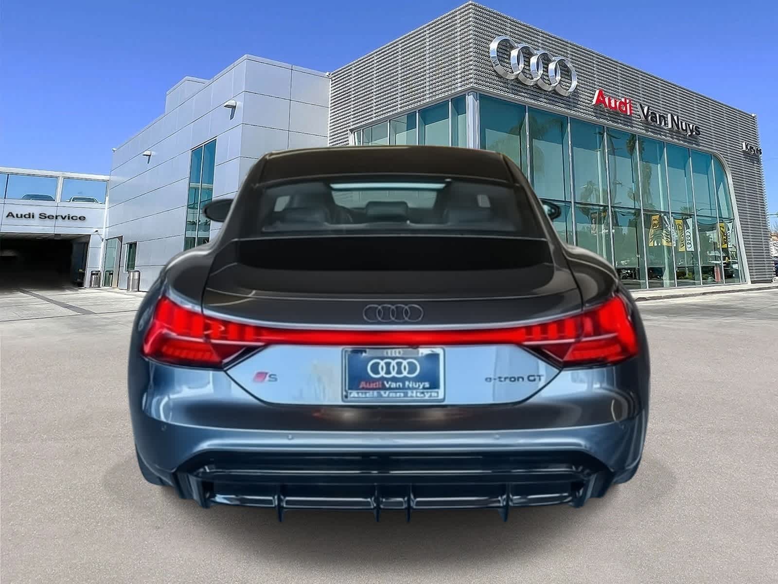 Thumbnail: 2026 Audi e-tron GT - 5