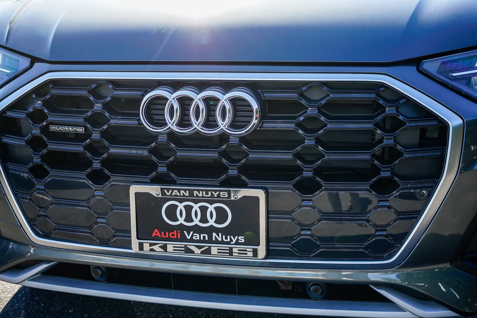 Thumbnail: 2023 Audi Q5 - 8