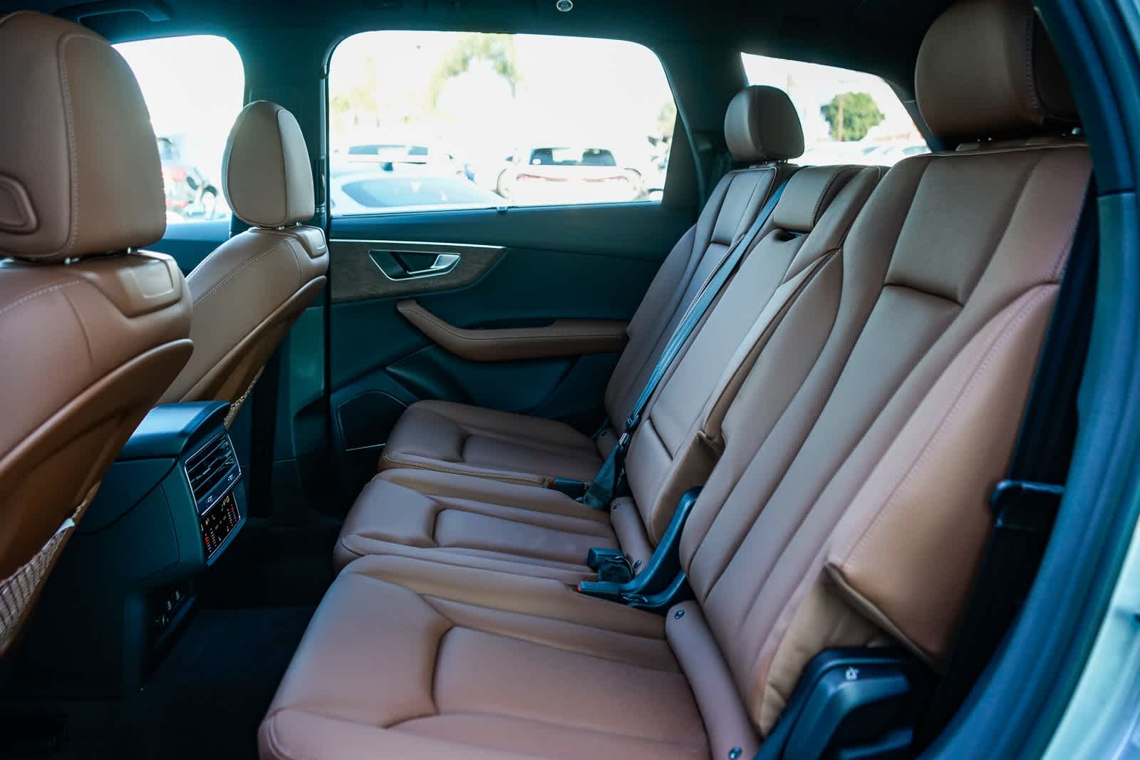 Thumbnail: 2026 Audi Q7 - 19