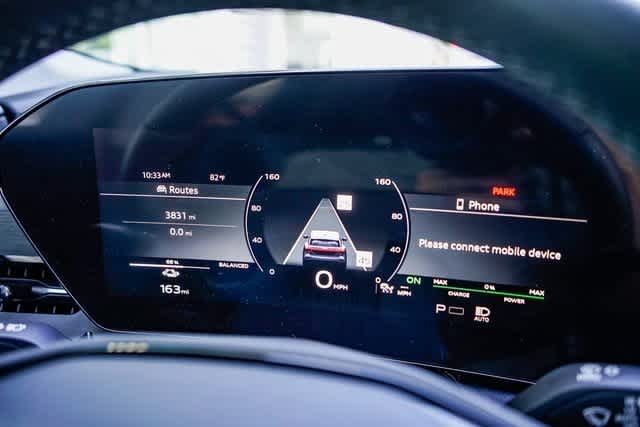 Thumbnail: 2025 Audi Q6 e-tron - 24