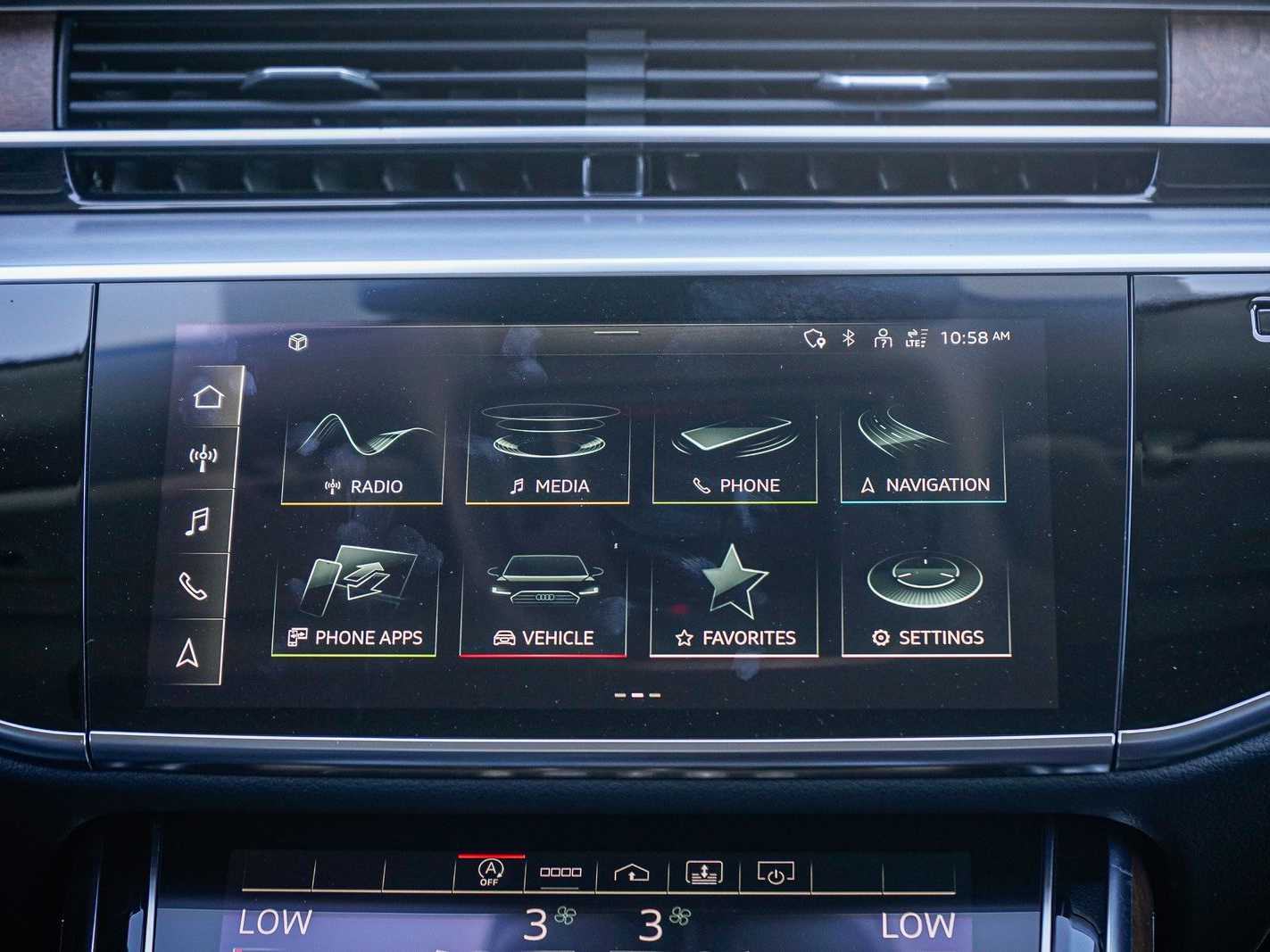 Thumbnail: 2022 Audi A8 - 14