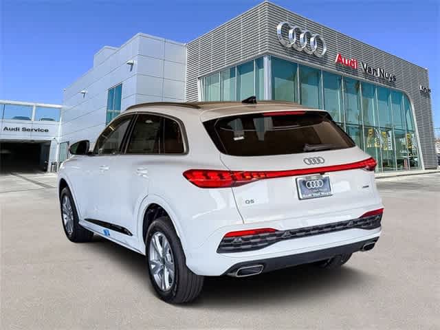 Thumbnail: 2025 Audi Q5 - 6