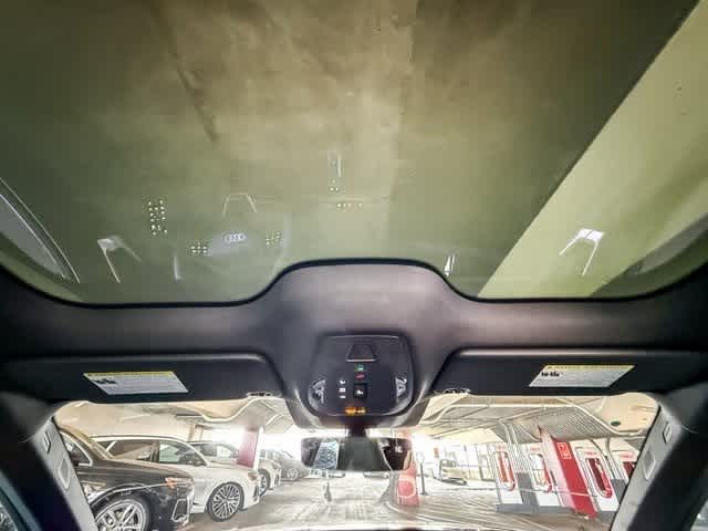 Thumbnail: 2025 Audi S5 - 16