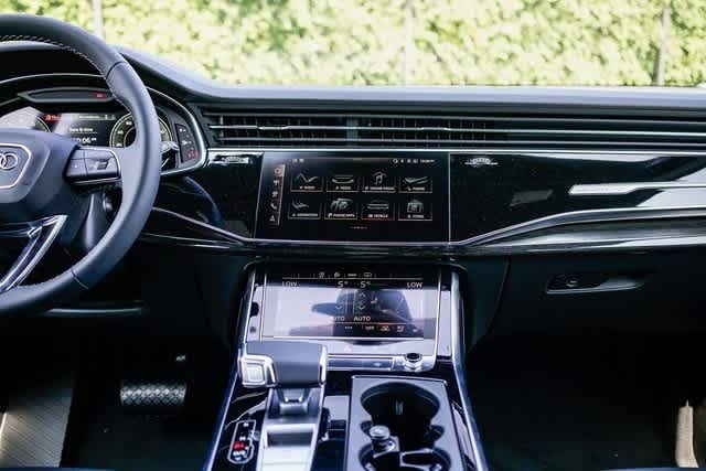 Thumbnail: 2025 Audi Q7 - 13