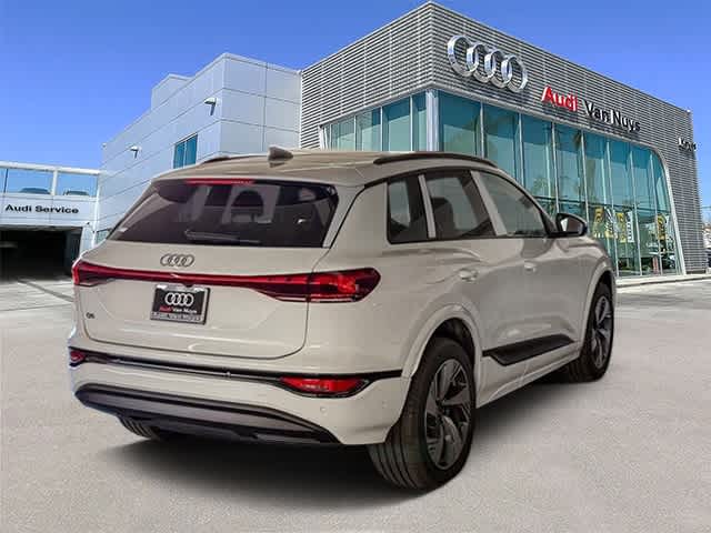 2025 Audi Q6 E-tron Premium photo 4