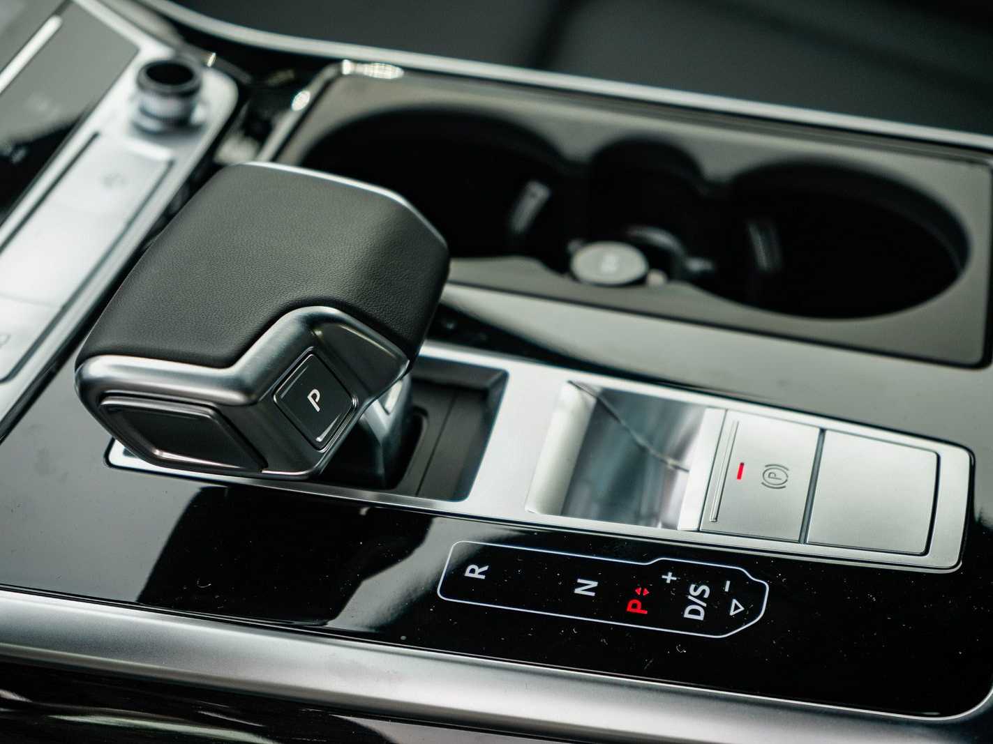 Thumbnail: 2026 Audi Q7 - 21