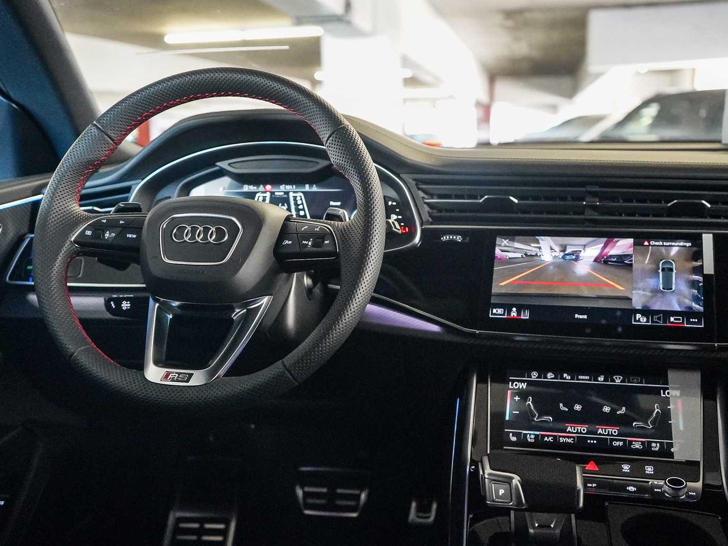 Thumbnail: 2026 Audi RS Q8 - 13