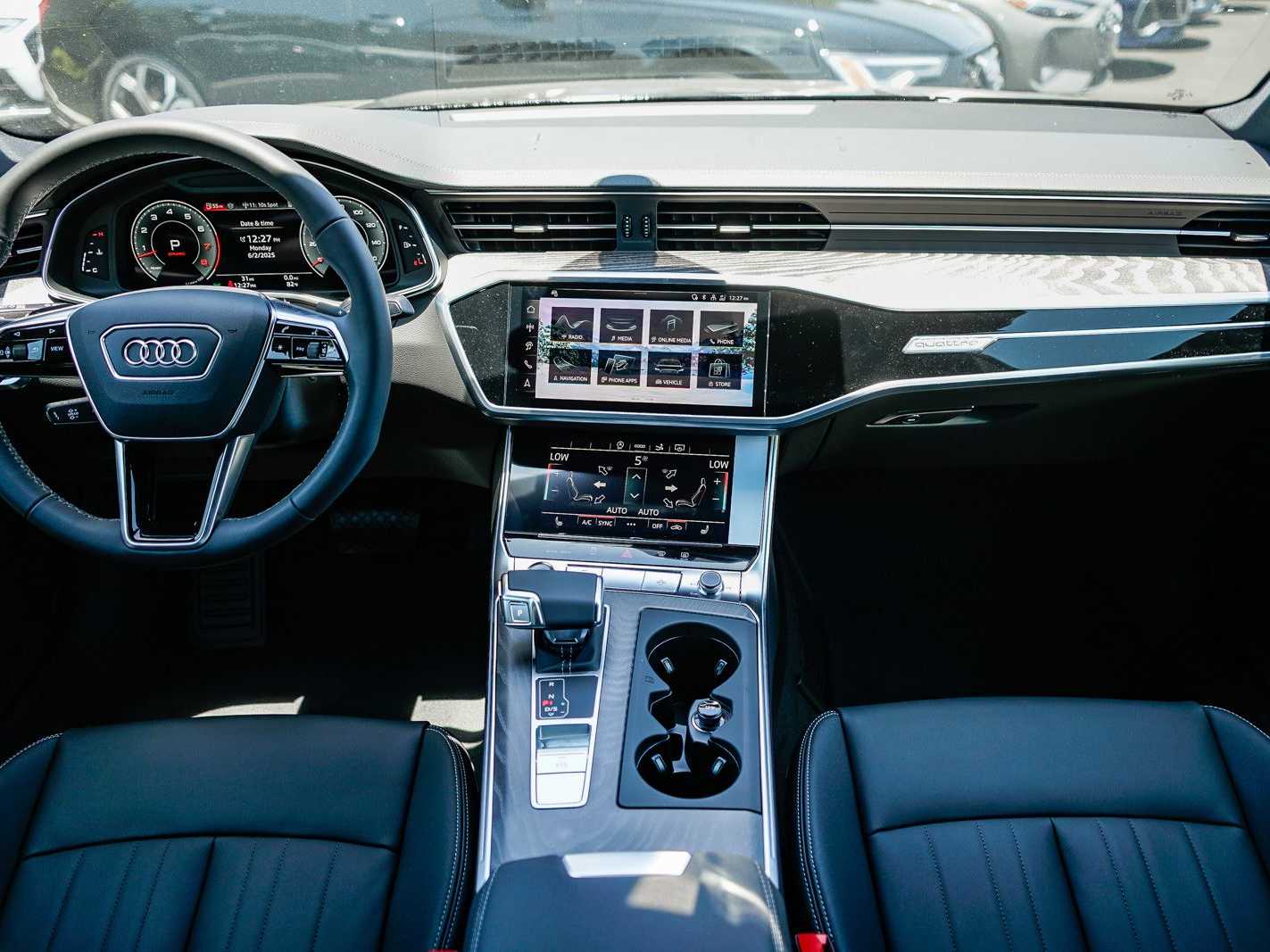 Thumbnail: 2025 Audi A7 - 12
