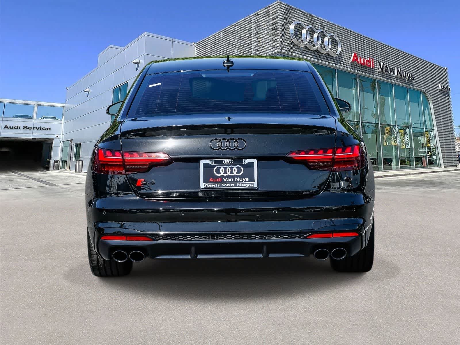 Thumbnail: 2023 Audi S4 - 3