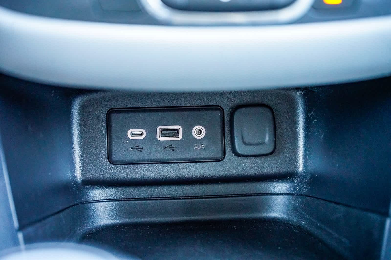 Thumbnail: 2019 Chevrolet Equinox - 21