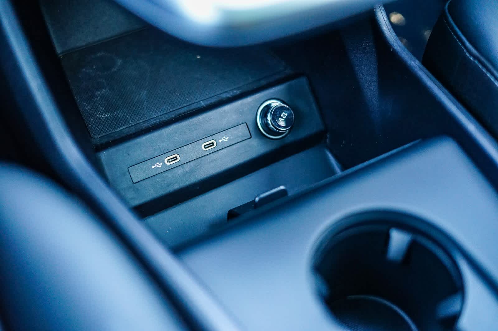 Thumbnail: 2024 Audi Q4 e-tron - 24