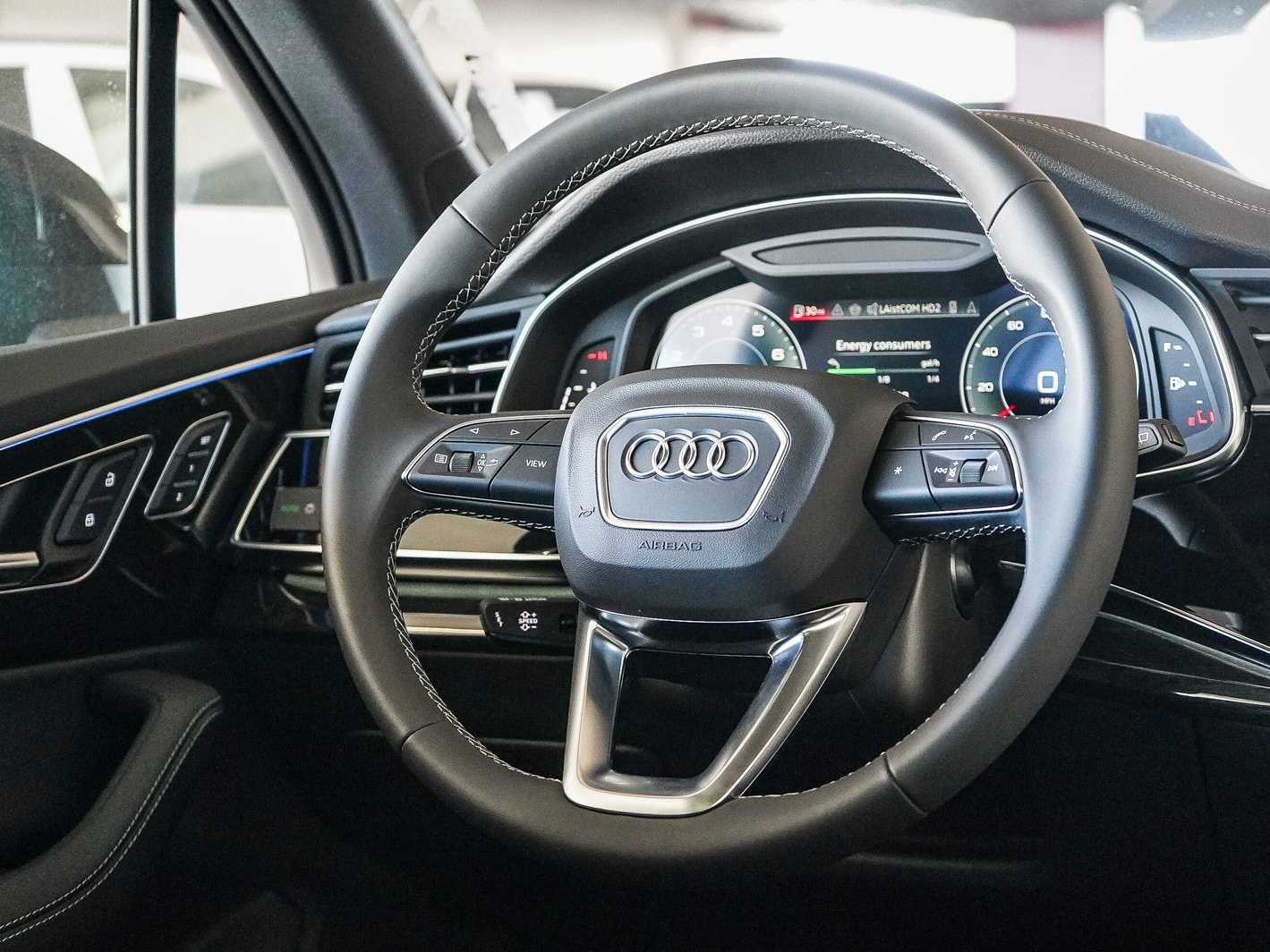 Thumbnail: 2026 Audi Q7 - 15