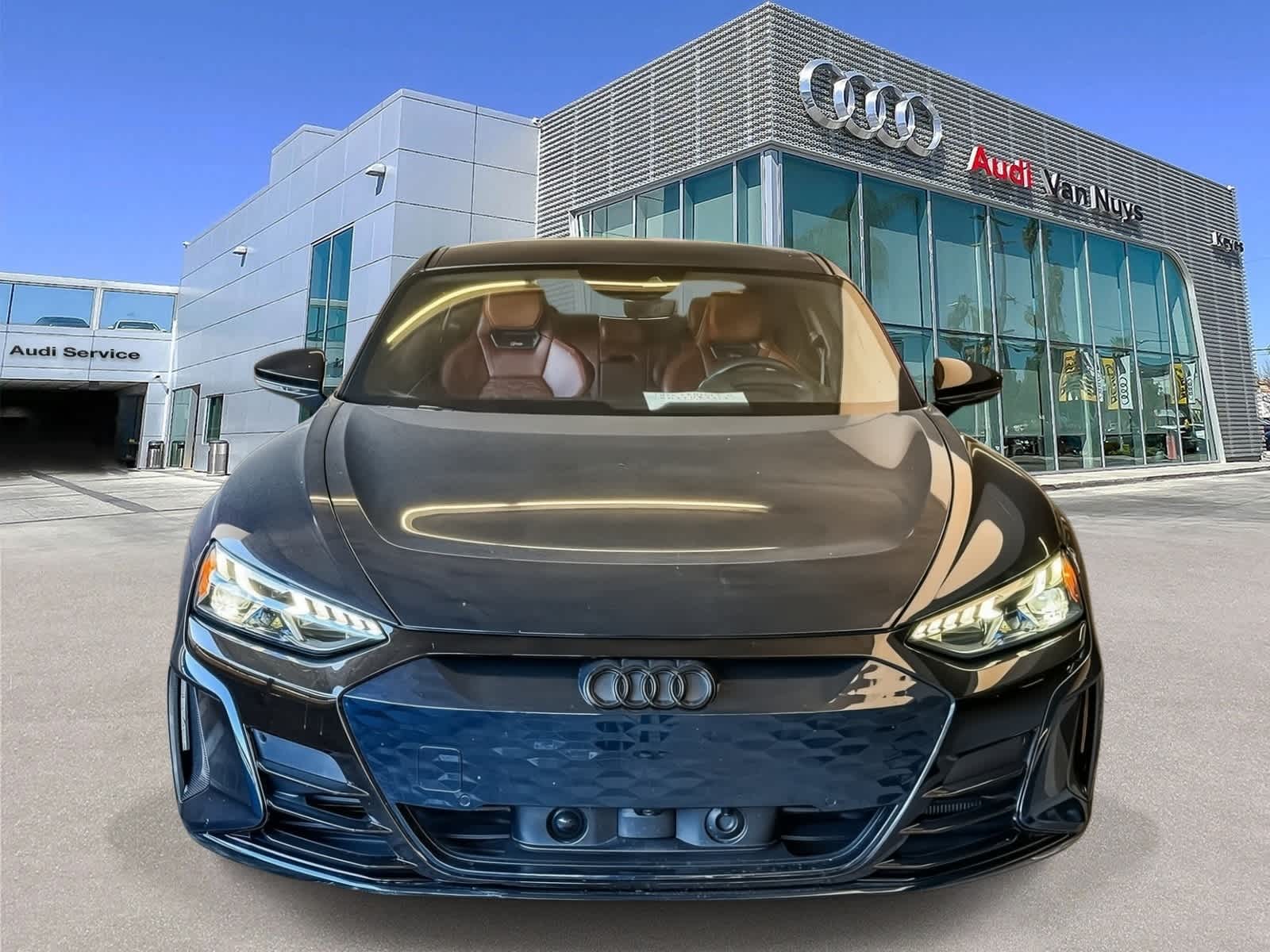 Thumbnail: 2023 Audi RS e-tron GT - 2