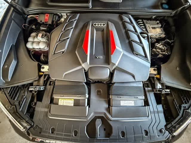 Thumbnail: 2026 Audi SQ8 - 27