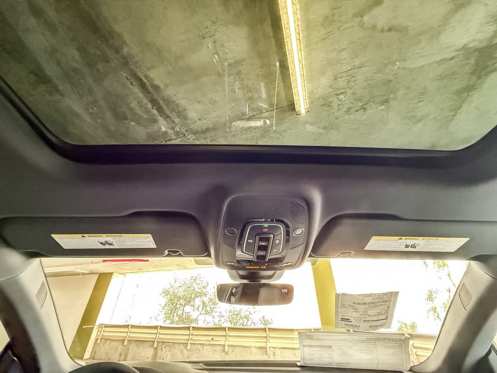 Thumbnail: 2026 Audi RS Q8 - 16