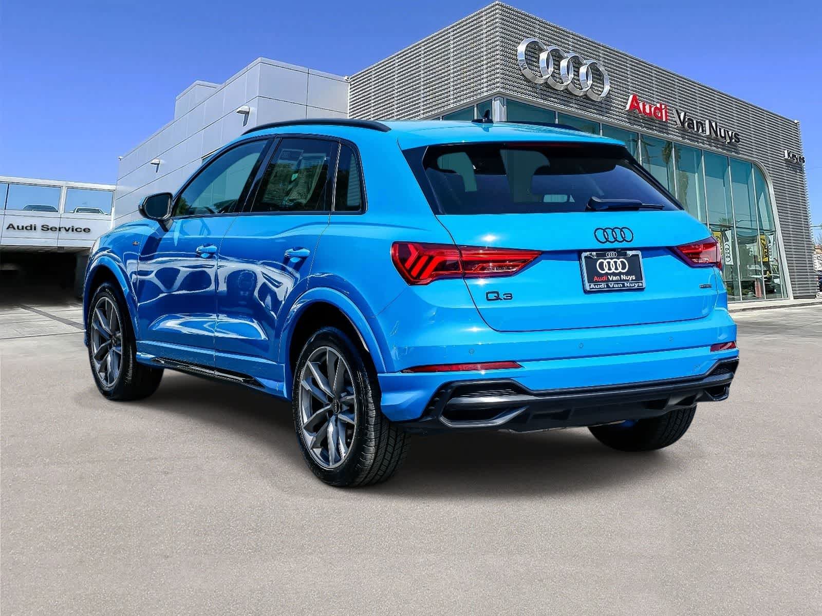 Thumbnail: 2022 Audi Q3 - 2