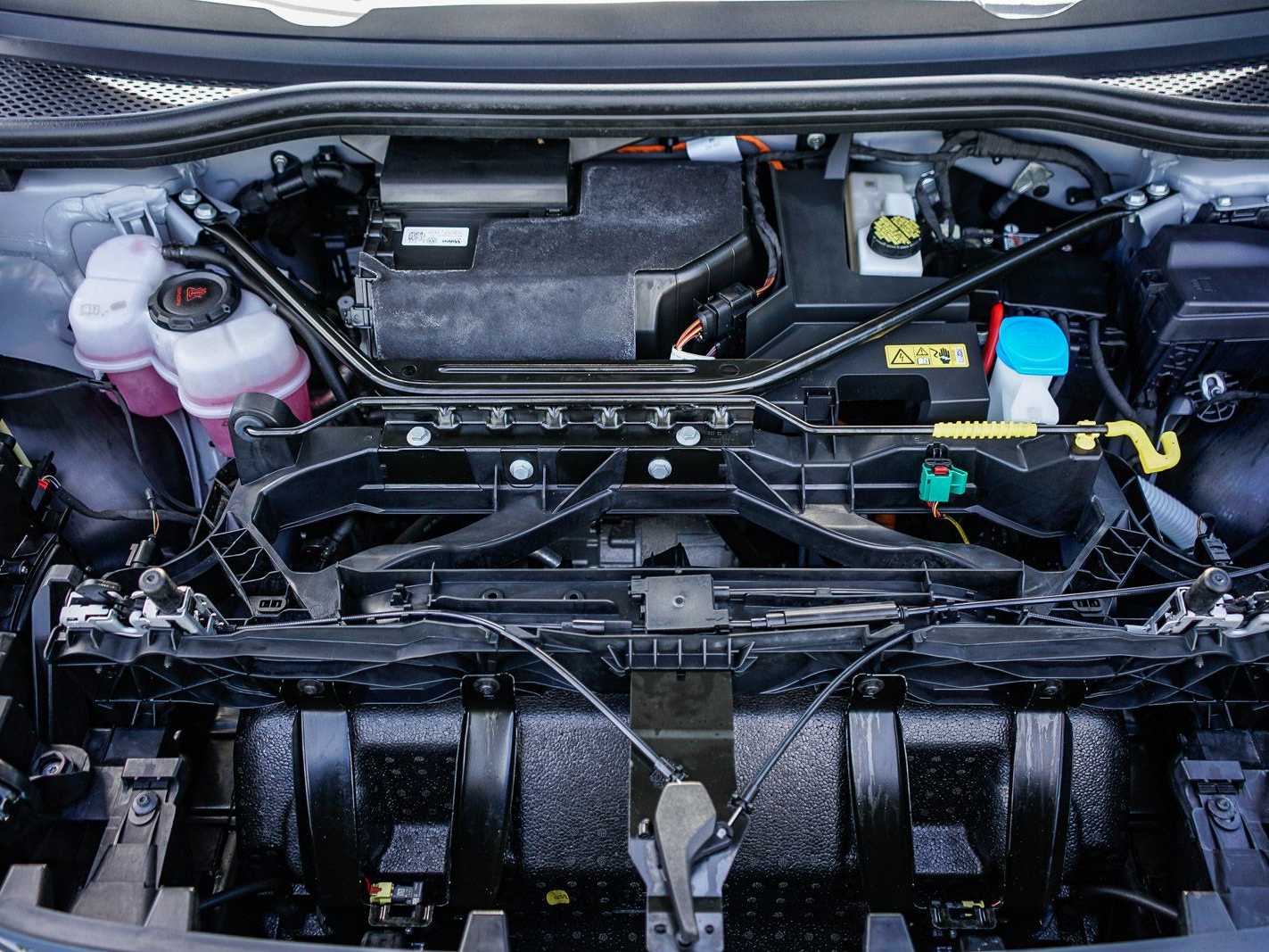 Thumbnail: 2023 Audi Q4 e-tron - 27