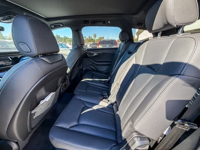 Thumbnail: 2025 Audi Q7 - 18