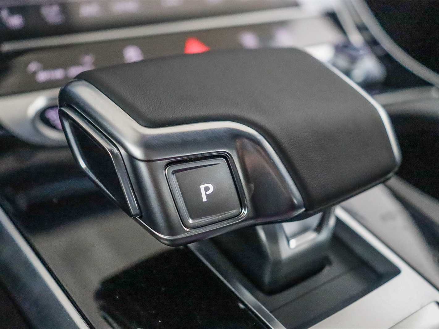 Thumbnail: 2026 Audi Q7 - 24