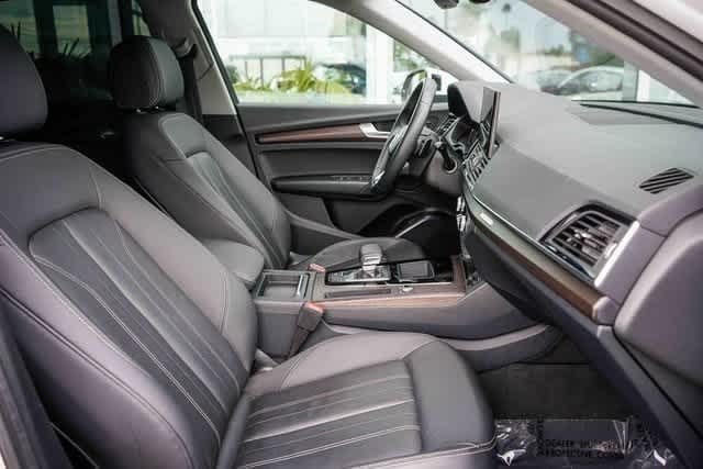 Thumbnail: 2022 Audi Q5 - 16