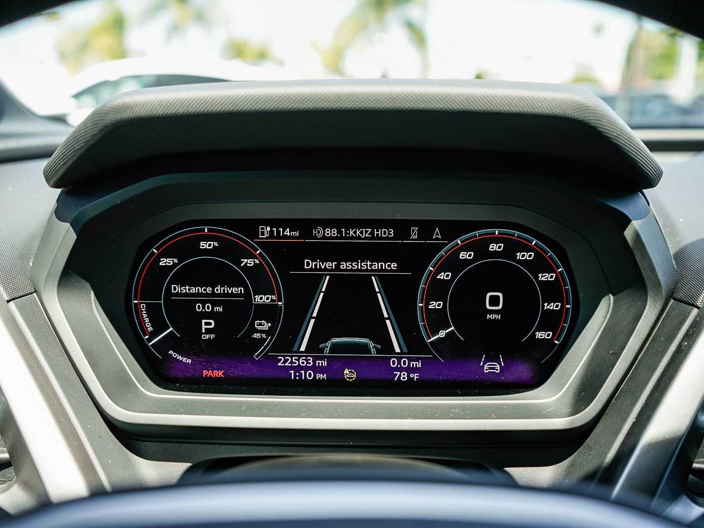 Thumbnail: 2023 Audi Q4 e-tron - 24