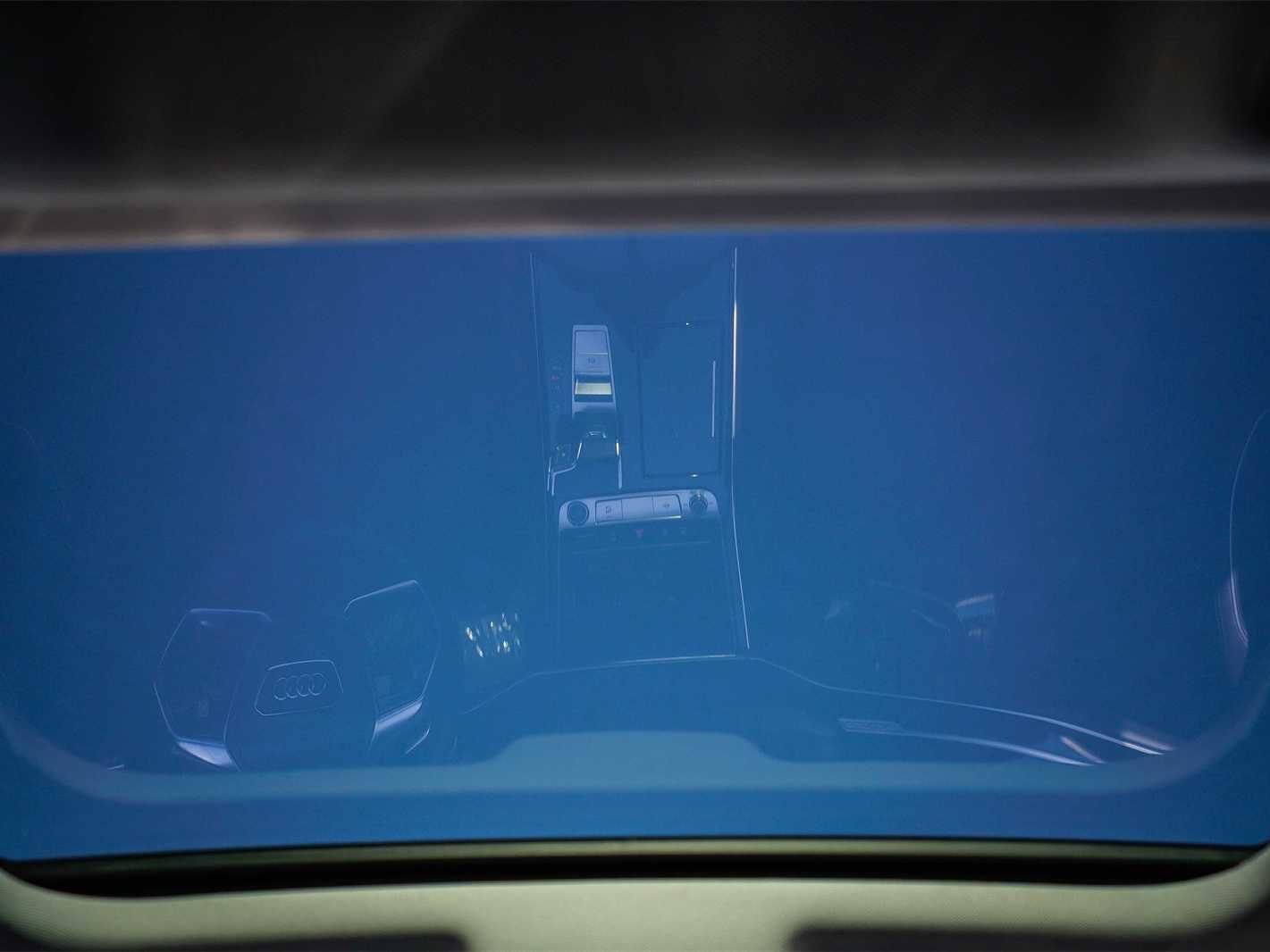 Thumbnail: 2022 Audi A8 - 11