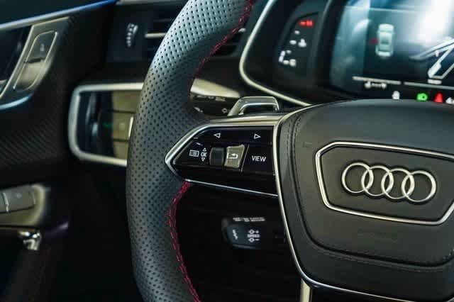 Thumbnail: 2025 Audi RS 7 - 16