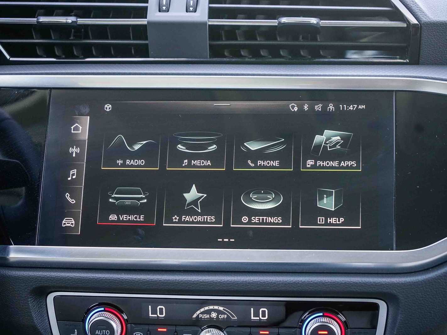 Thumbnail: 2025 Audi Q3 - 14