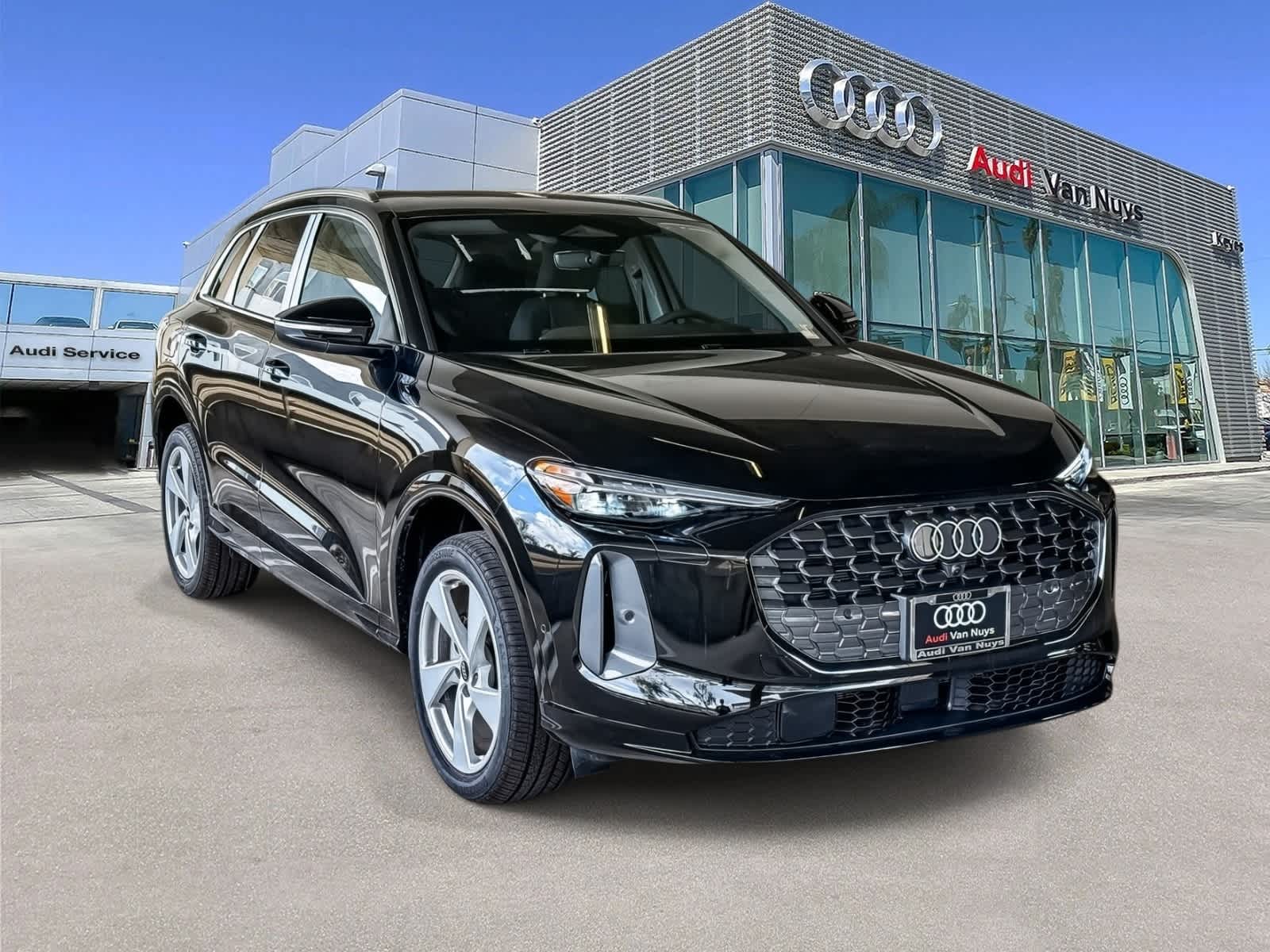 Thumbnail: 2025 Audi Q5 - 3