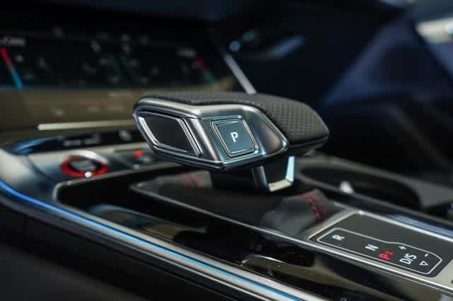 Thumbnail: 2025 Audi S7 - 25