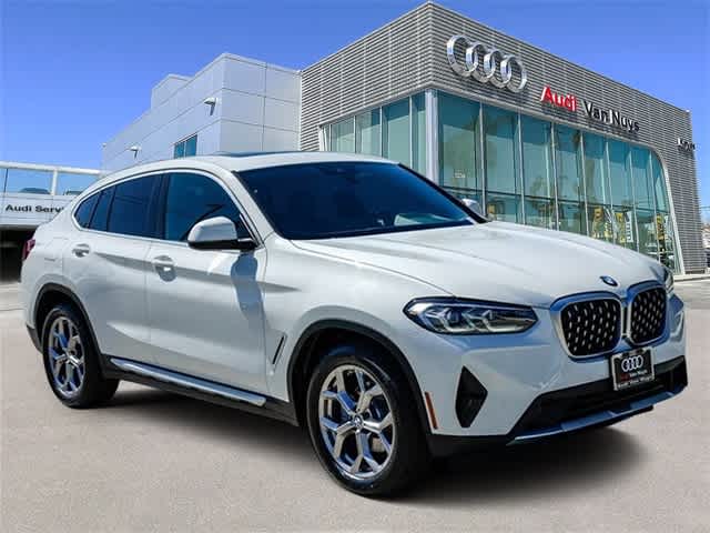 Thumbnail: 2022 BMW X4 - 5