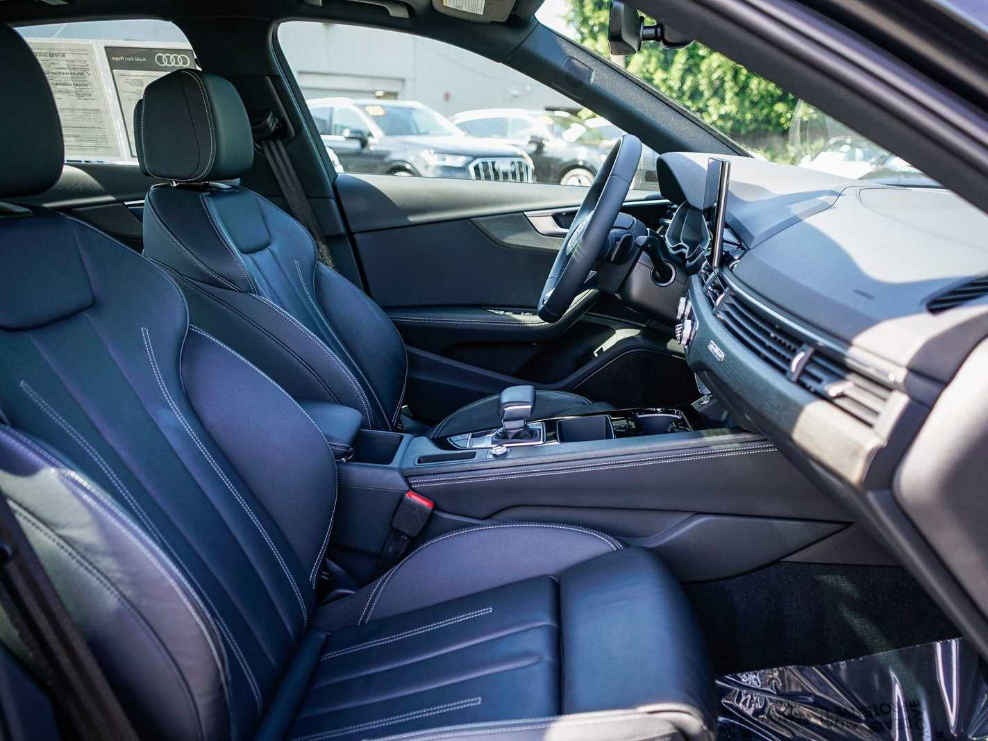 Thumbnail: 2023 Audi A4 - 16