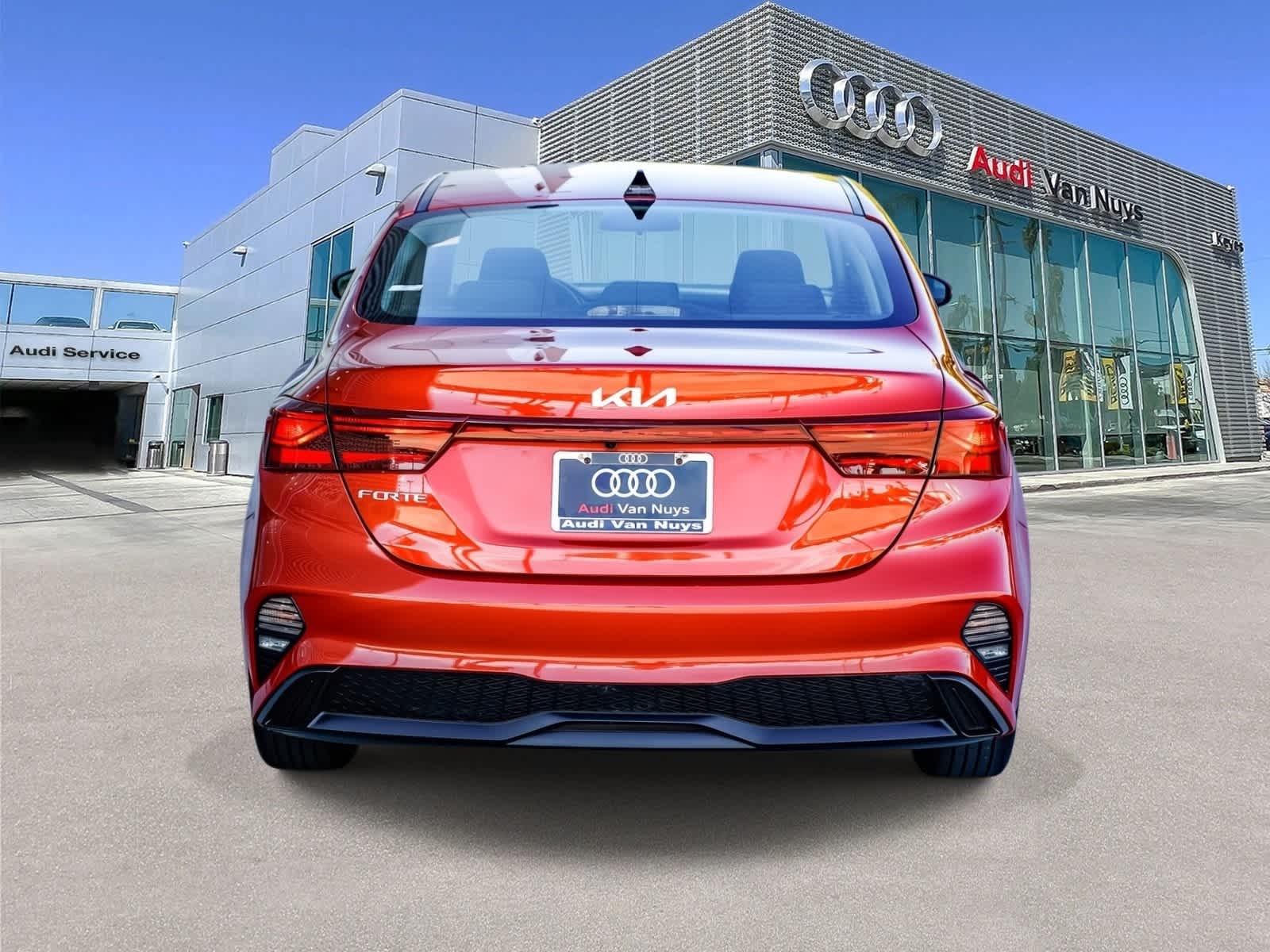 Thumbnail: 2023 Kia Forte - 3