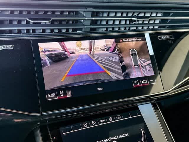 Thumbnail: 2026 Audi Q8 - 25