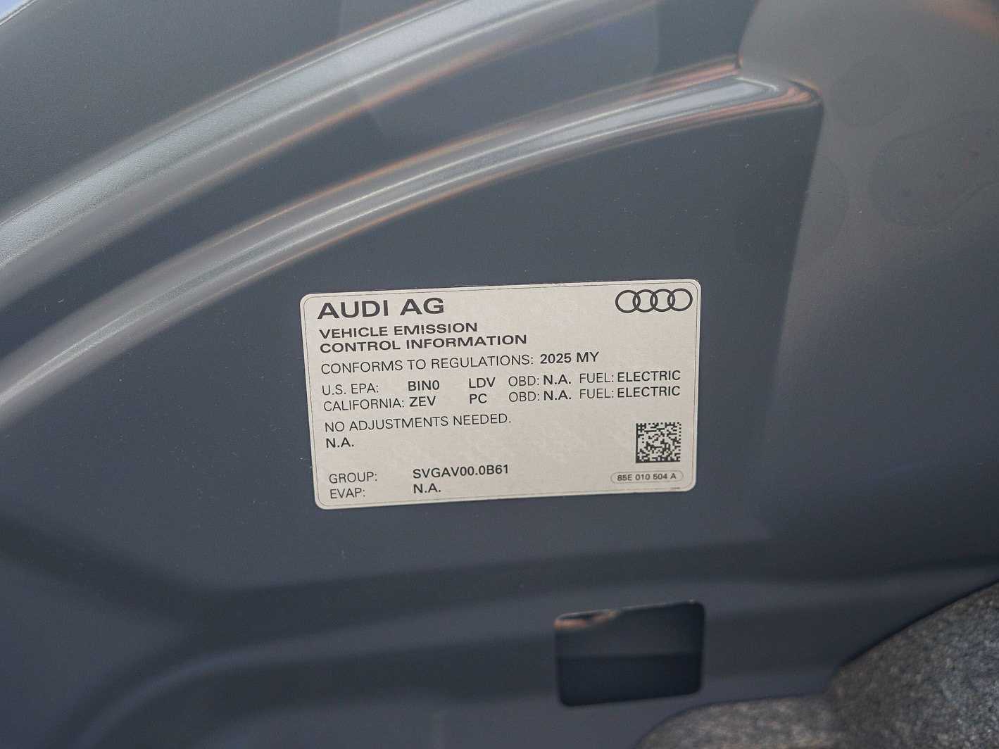 Thumbnail: 2025 Audi e-tron - 30
