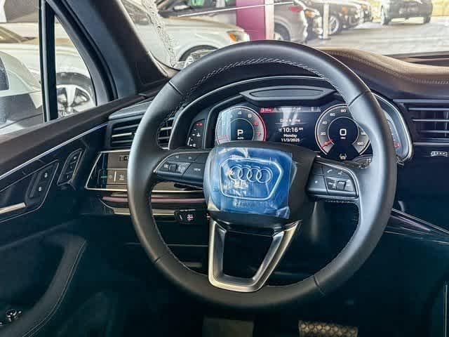 Thumbnail: 2025 Audi Q7 - 15